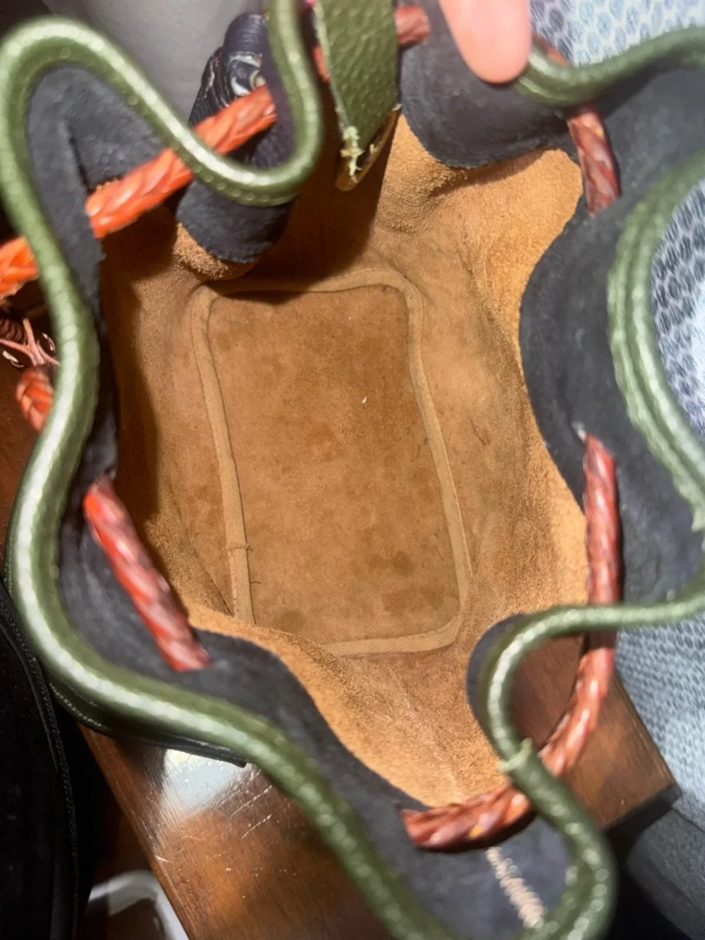 Vintage Dooney and Bourke Bucket Bag - Tan & Black - Picture 5 of 9